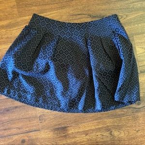 2 for $10 | Banana Republic Pleated Skirt | Black and Grey | Size 14